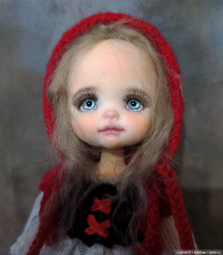 Ещё одна маленькая Красная Шапочка