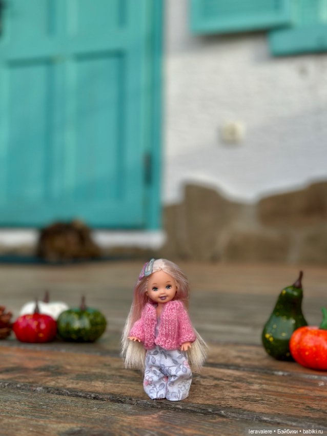 Краски осени часть 1 — Коллекции игровых кукол (Playline): фото полок (фото 5)