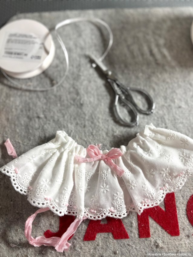 Шью на антикварную куклу 🧵 (фото 7)