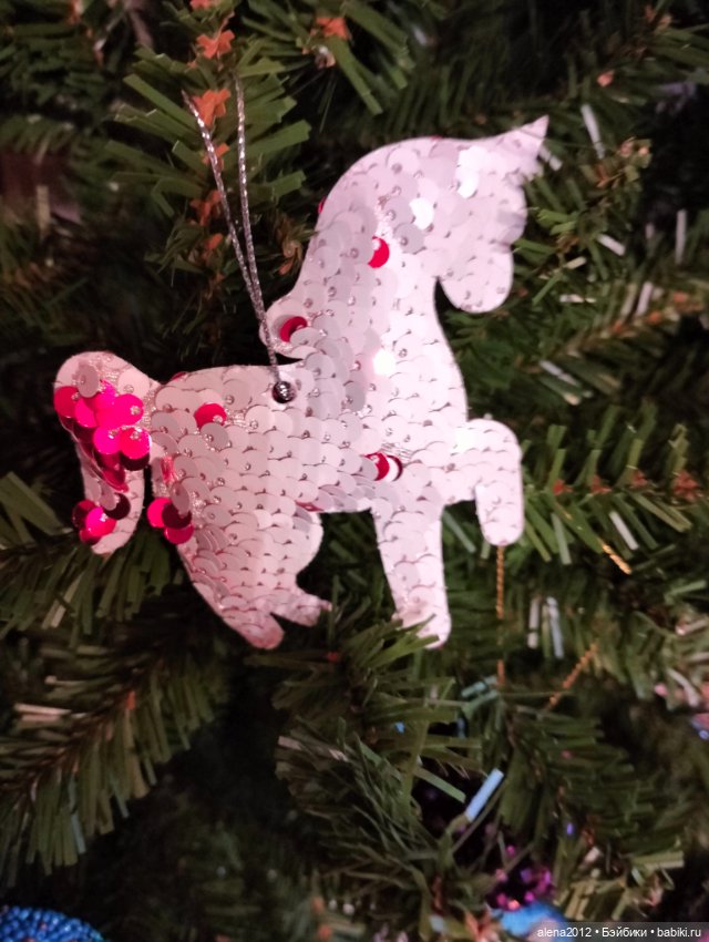 С годом лошади, друзья — Вышивка крестиком