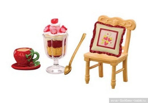 Клубничное лето на полке: Новинка «Country Strawberry Cafe on the Hill» от Re-Ment (фото 4)