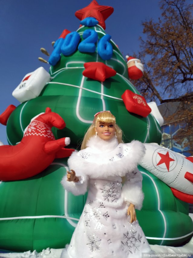 Марго Робби — Куклы Barbie (Барби): Looks (фото 8)