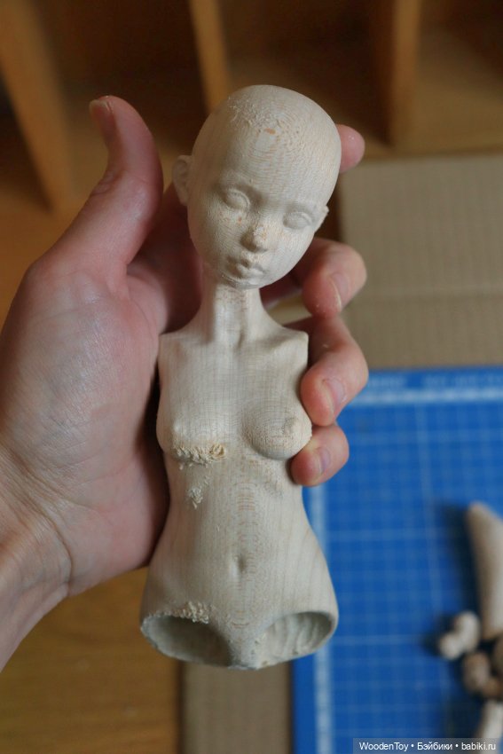 Первая шарнирная кукла из клёна (фото 6)