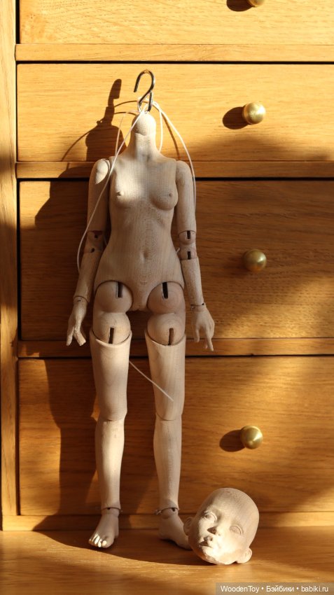 Первая шарнирная кукла из клёна (фото 3)