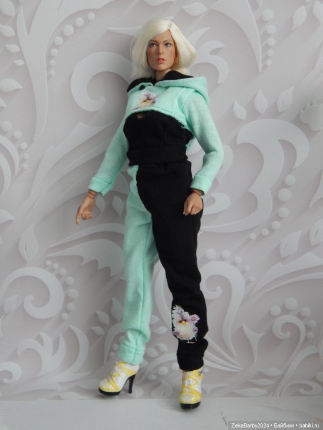 Алисия сменила имидж, и новая девочка Елена