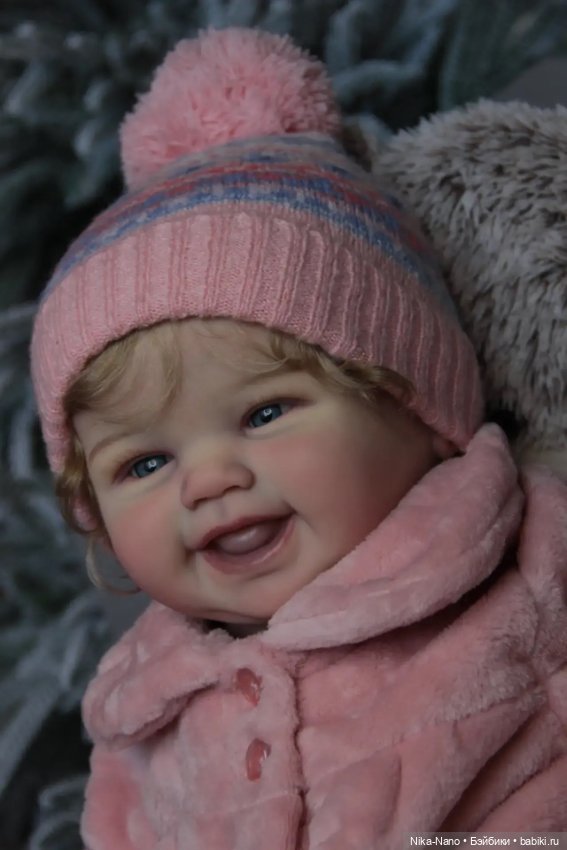 Вот такая улыбаха из молда Rosalee