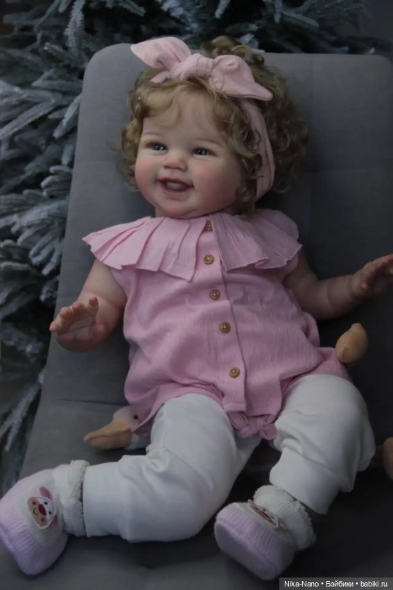 Вот такая улыбаха из молда Rosalee