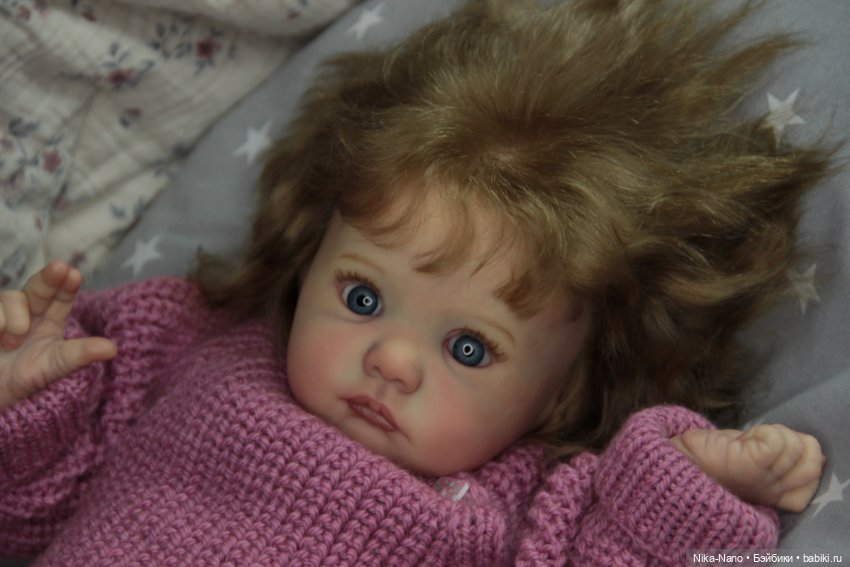 Малышка из молдика Kobi скульптора Karola Wegerich