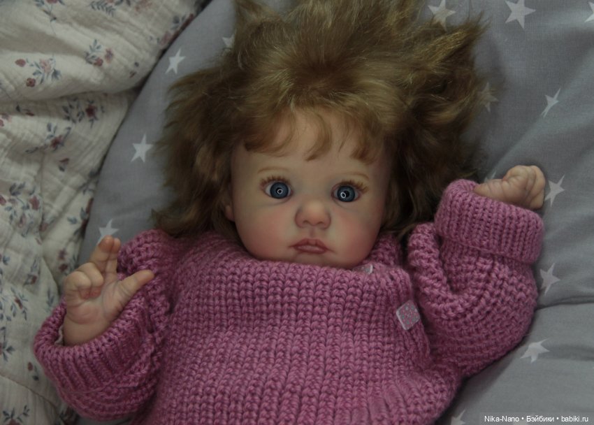 Малышка из молдика Kobi скульптора Karola Wegerich