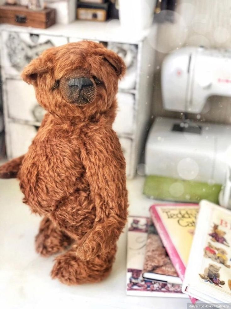 Мишка Сникерс от Евгении Закерьиной с выкройкой