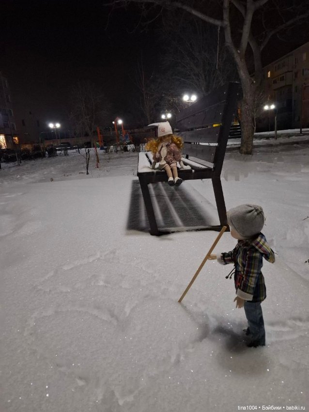 ИЗ ЖИЗНИ КУКОЛ Зимняя прогулка (очередная)