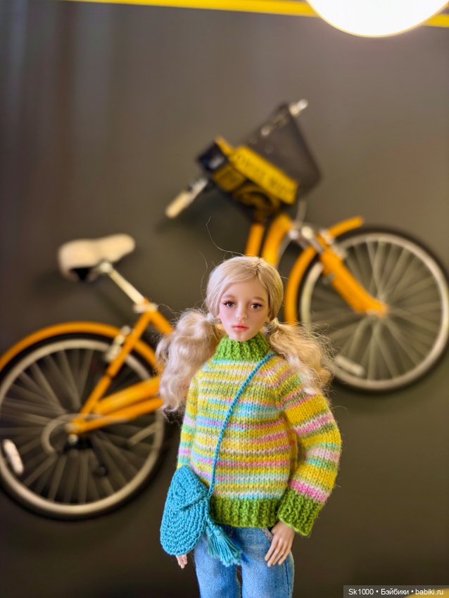 Прогулка среди сугробов с Софи (Она Н.Петровой)