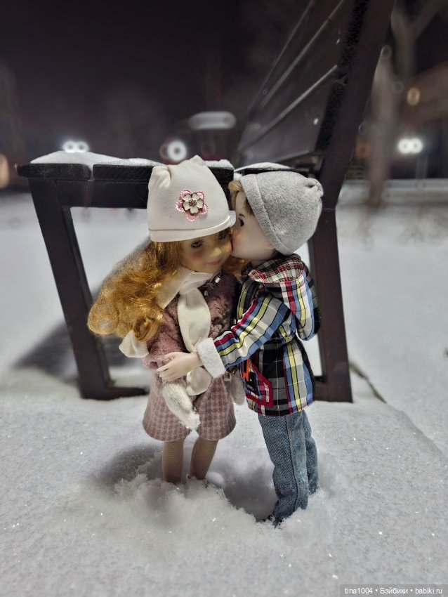 ИЗ ЖИЗНИ КУКОЛ Зимняя прогулка (очередная)