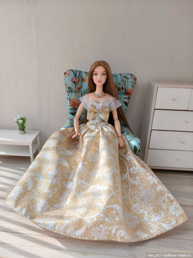 Фрида You Create Barbie Basics Neutral