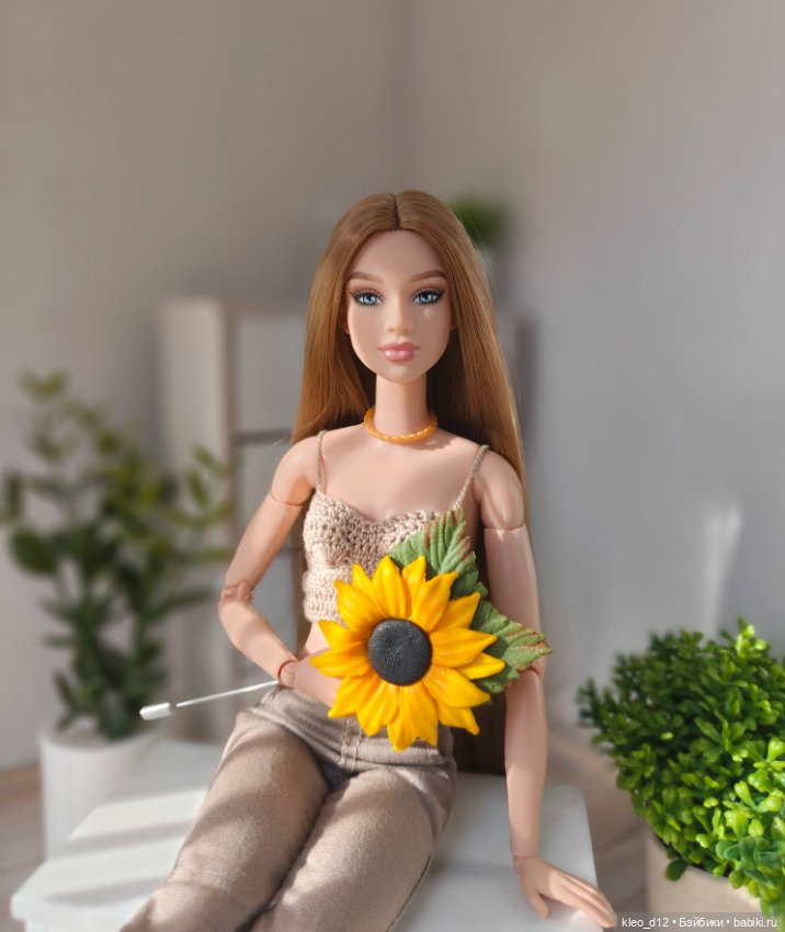 Фрида You Create Barbie Basics Neutral (фото 2)