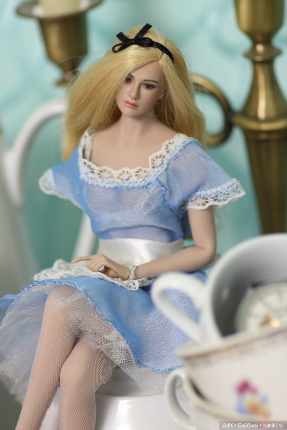 Алиса уменьшилась — Куклы Phicen (TBLeague/Фицен): бесшовные тела (фото 4)