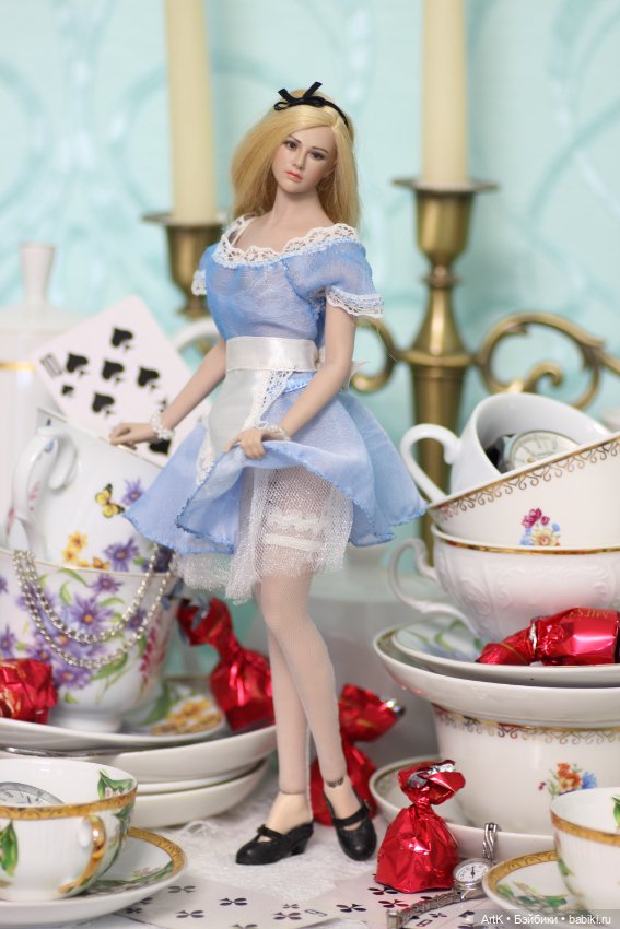 Алиса уменьшилась — Куклы Phicen (TBLeague/Фицен): бесшовные тела (фото 3)