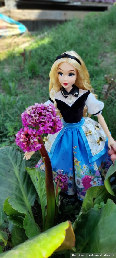 Алиса в весне — Куклы Disney Animators и Принцессы Диснея: Disney Store (фото 9)