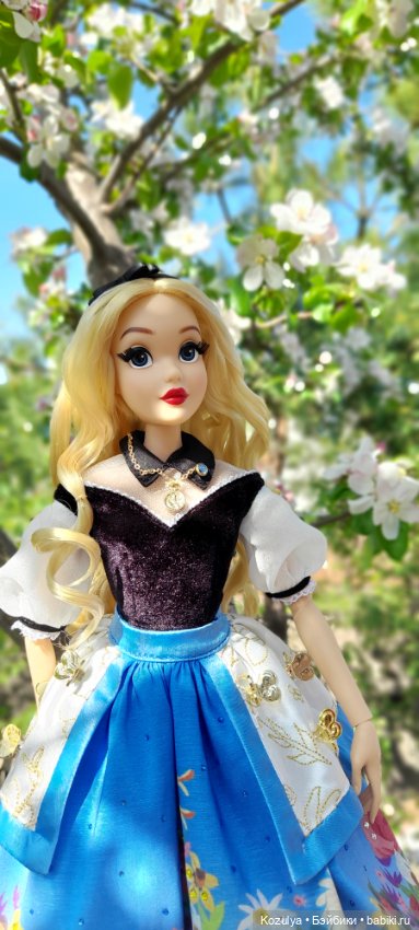 Алиса в весне — Куклы Disney Animators и Принцессы Диснея: Disney Store (фото 4)