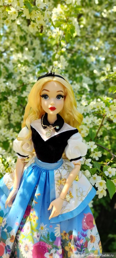 Алиса в весне — Куклы Disney Animators и Принцессы Диснея: Disney Store