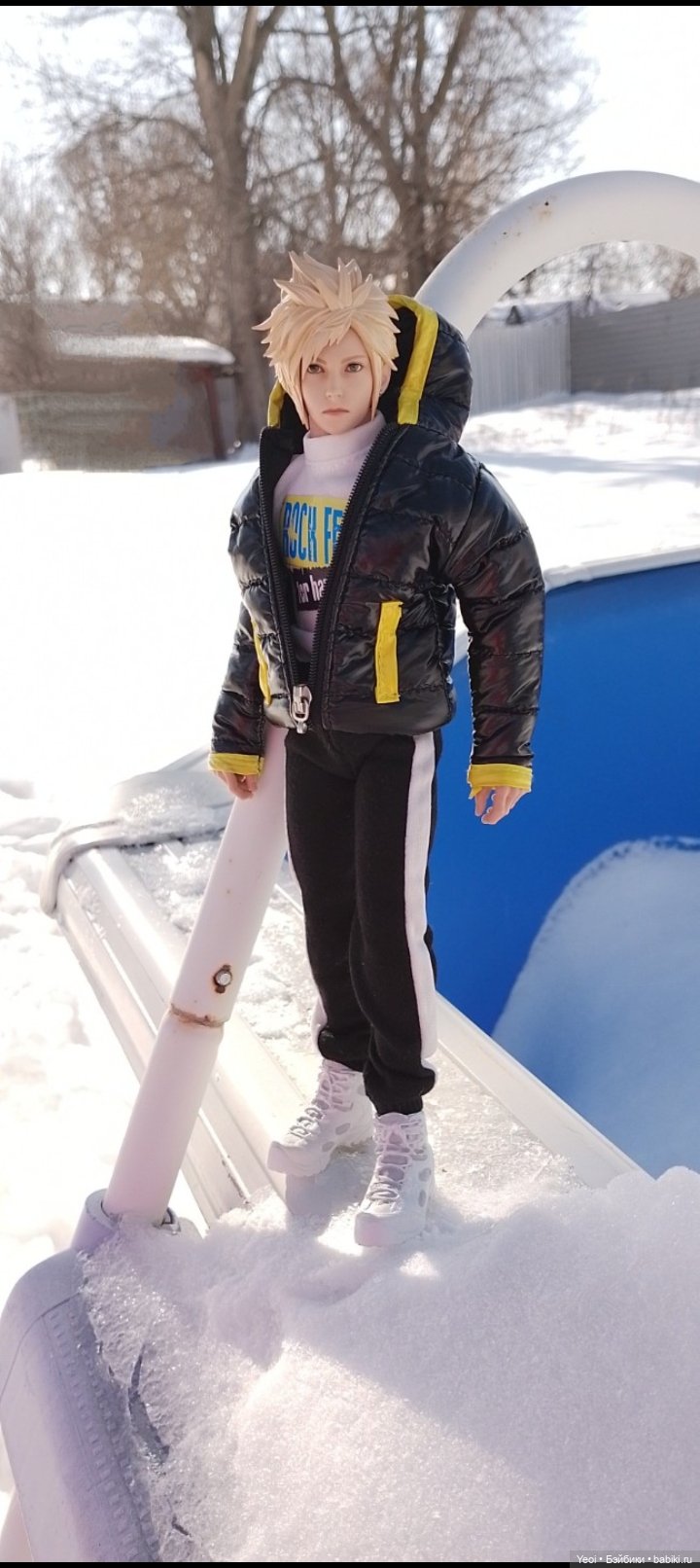 Клауд Страйф (Cloud Strife) вышел на прогулку)