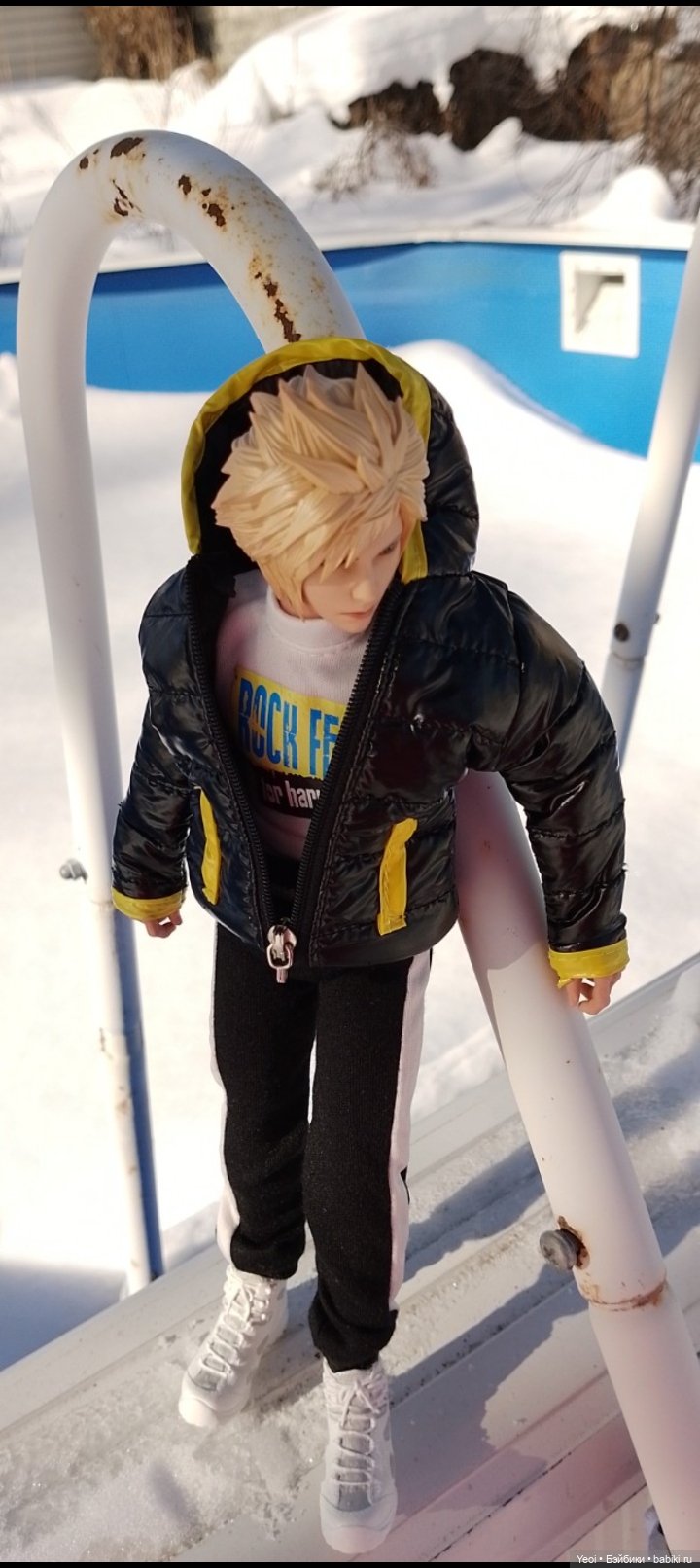 Клауд Страйф (Cloud Strife) вышел на прогулку)