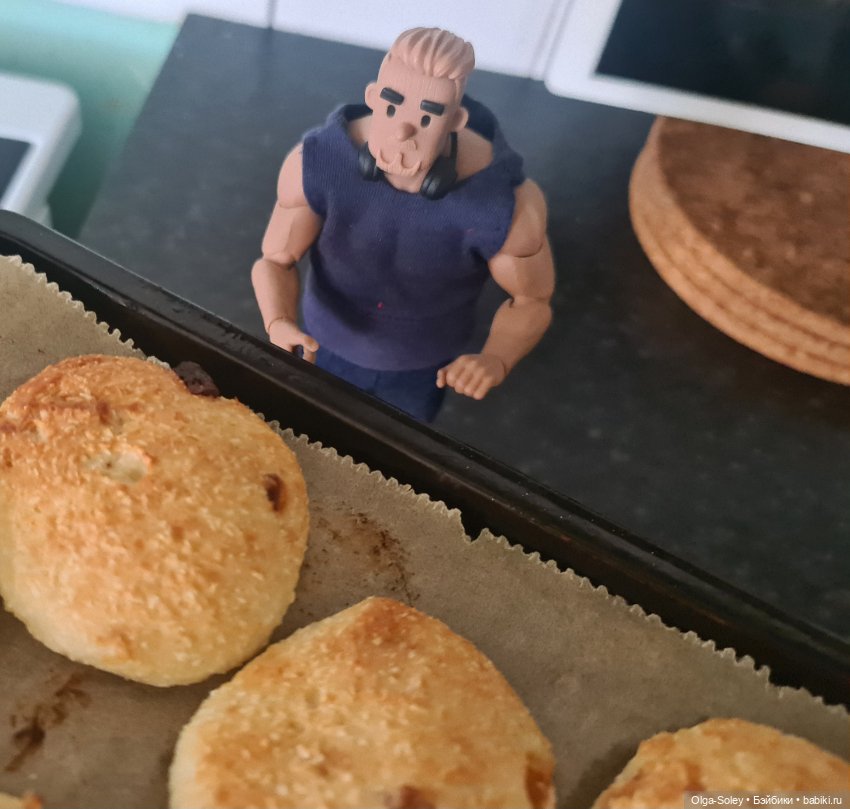 Как Вениамин печенье лепил и лопал (фото 8)