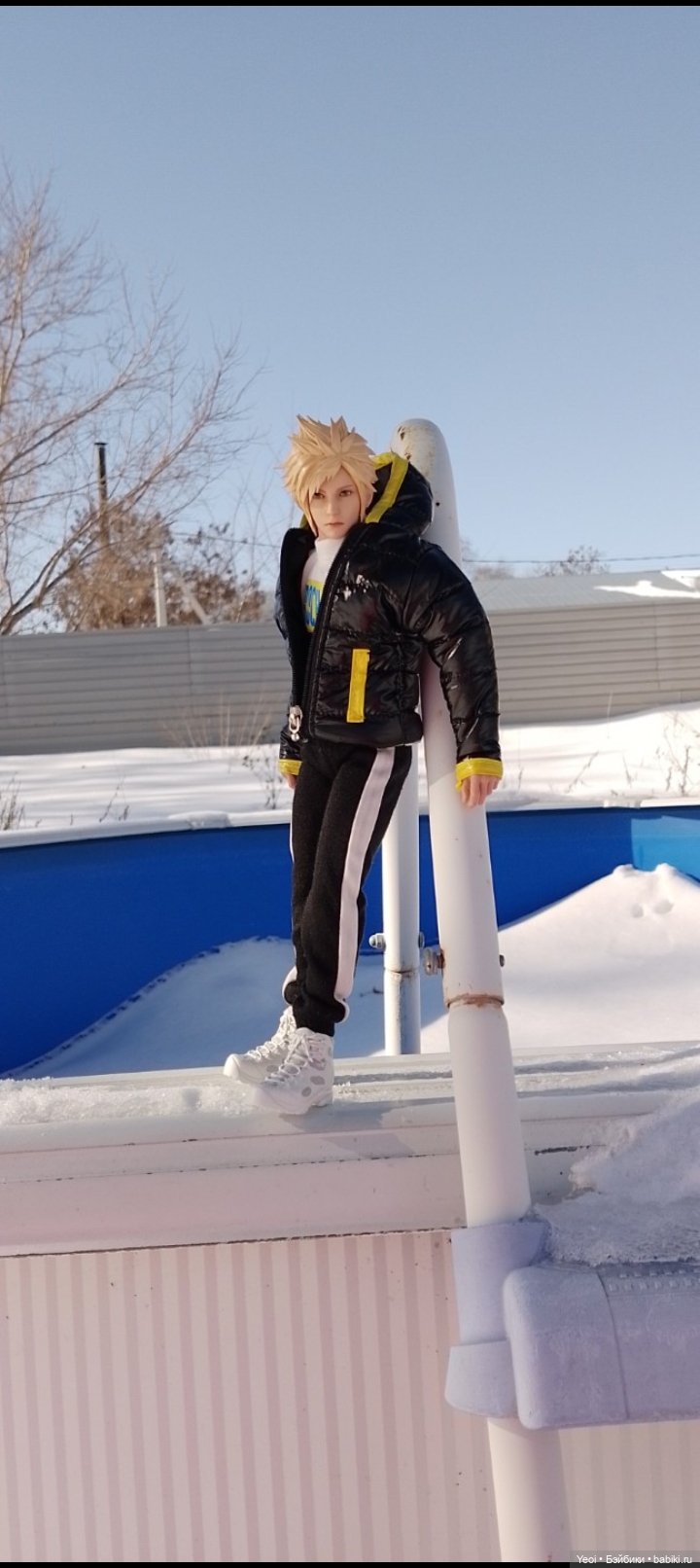 Клауд Страйф (Cloud Strife) вышел на прогулку)