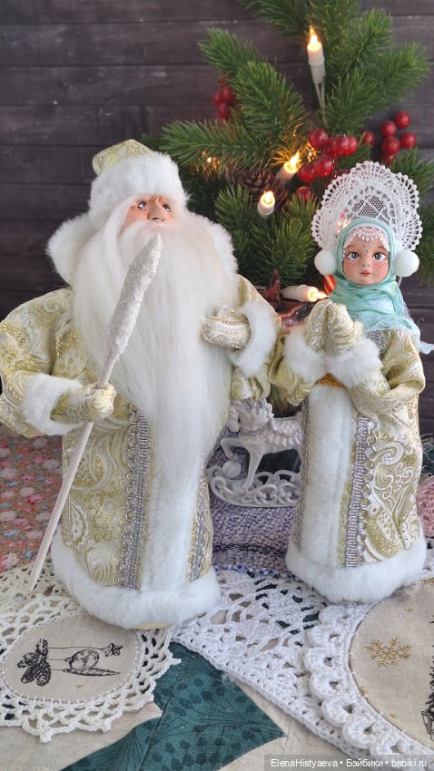 Дед Мороз и Снегурочка — Авторские игрушки из разных материалов: синельная проволока (фото 3)