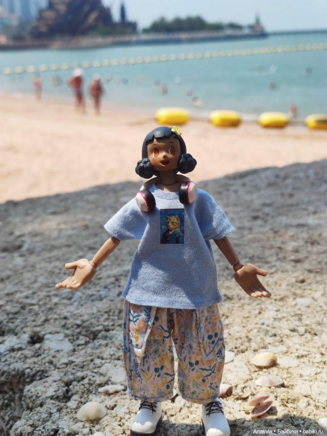 Мой отпуск с Nomi — Экшн