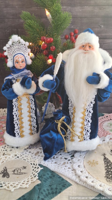 Дед Мороз и Снегурочка — Авторские игрушки из разных материалов: синельная проволока