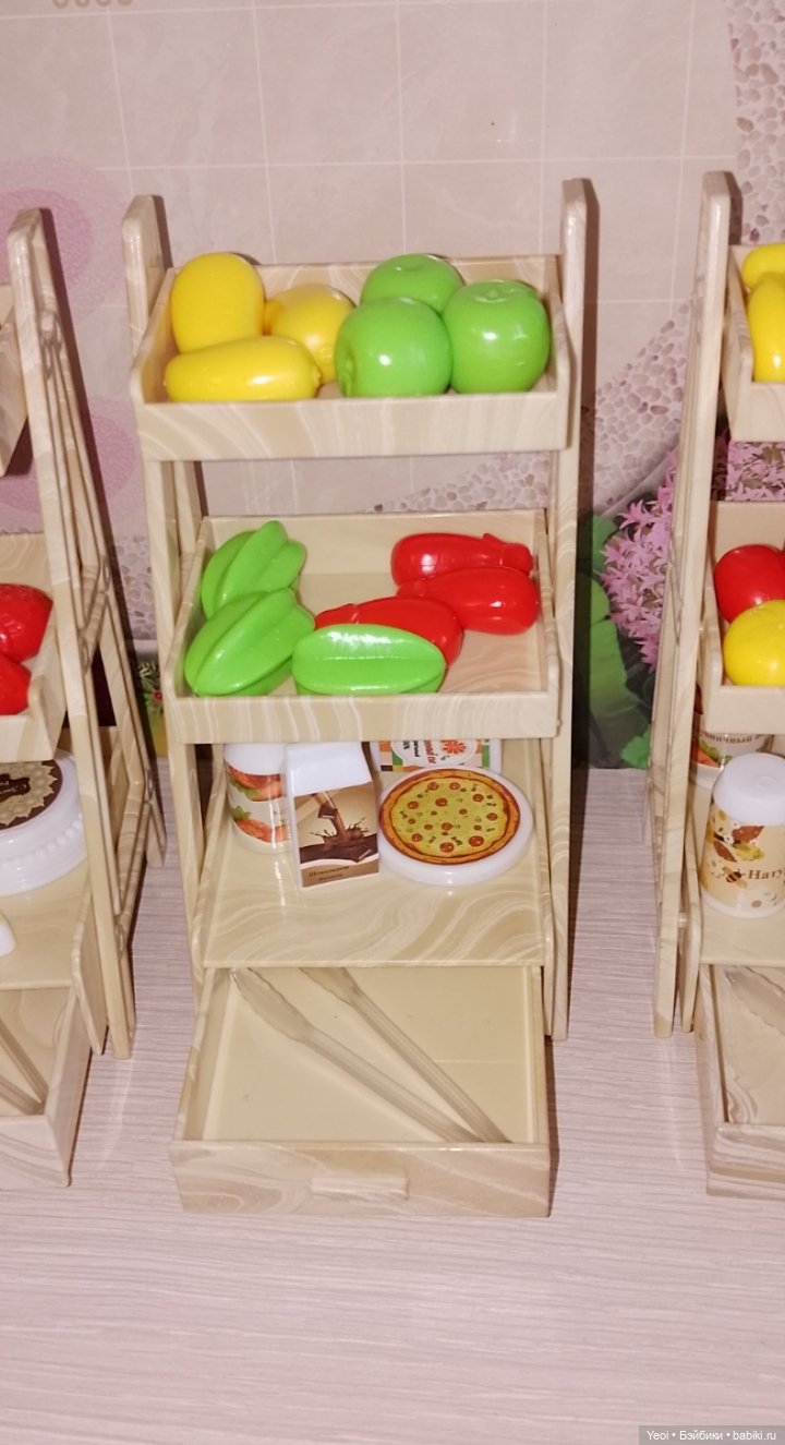 Прилавок с продуктами для кукол из магазина "Чижик"