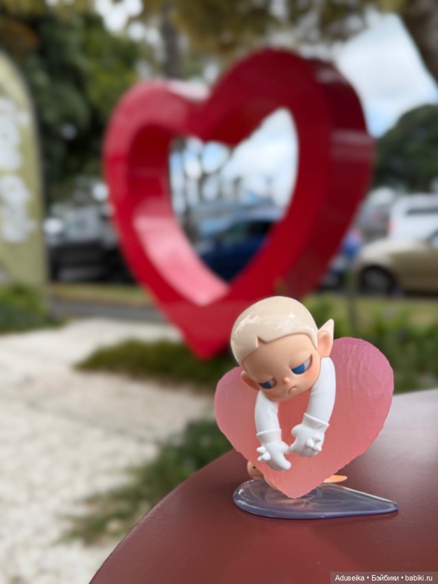 Zsiga - Under the Sun - Pop mart (фото 10)