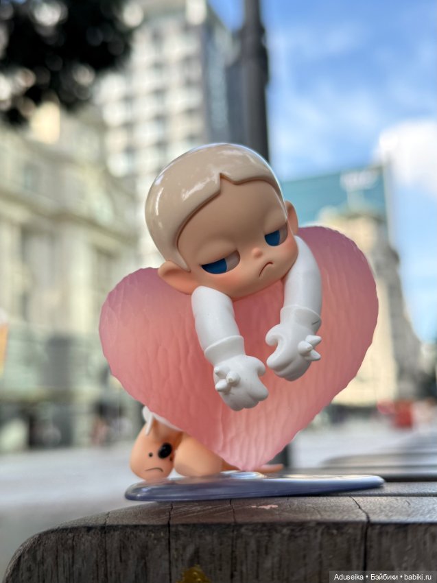 Zsiga - Under the Sun - Pop mart