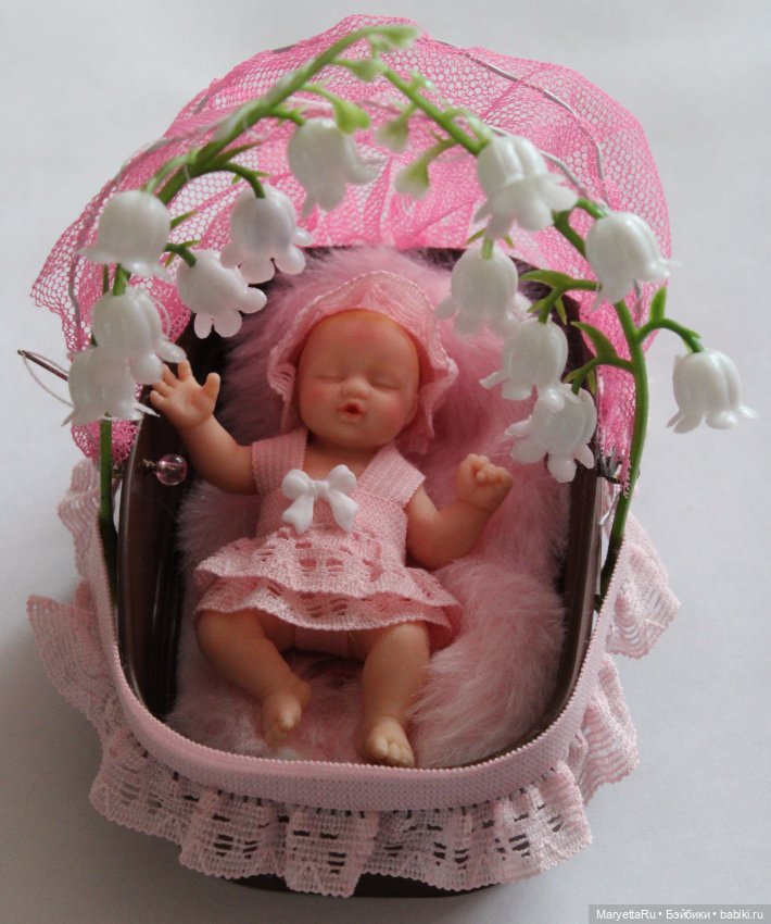 Дополним коллекцию собственным шедевром! МК функциональной люльки для пупса (фото 6)
