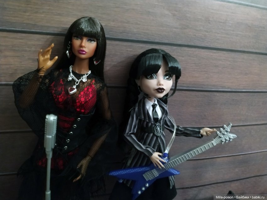 Poison Nocturne — Кукольные фотоистории и сериалы: комиксы