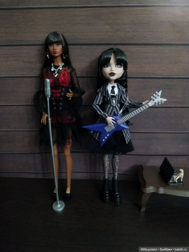 Poison Nocturne — Кукольные фотоистории и сериалы: комиксы