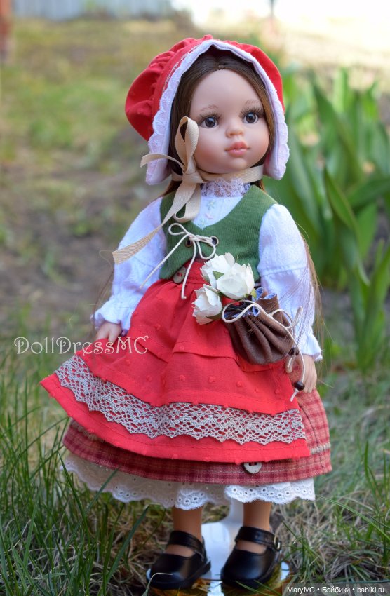 Творческая история длиной в три года. Коллекция кукольных нарядов для увлеченного коллекционера Паола Рейна