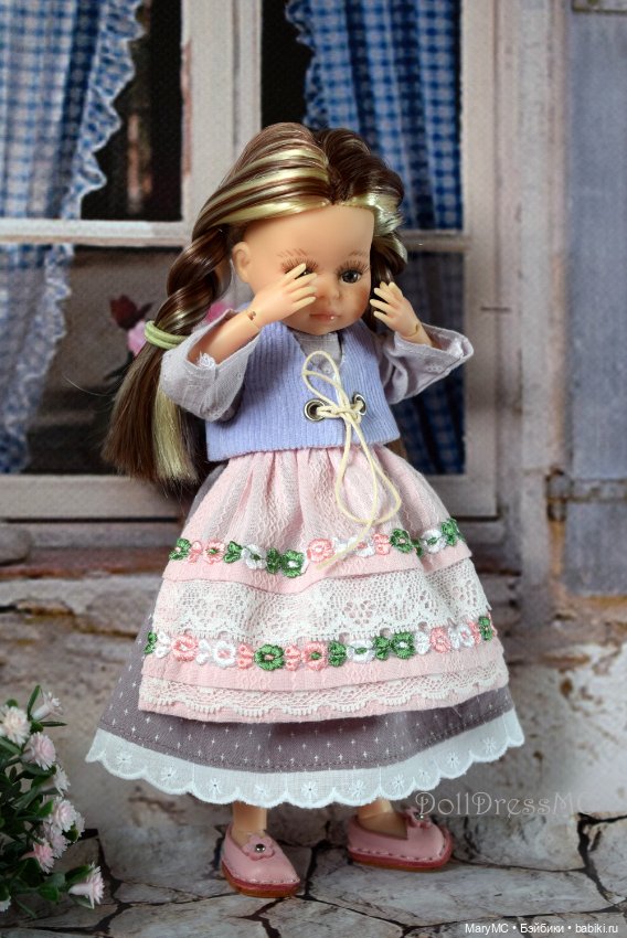 Творческая история длиной в три года. Коллекция кукольных нарядов для увлеченного коллекционера Паола Рейна