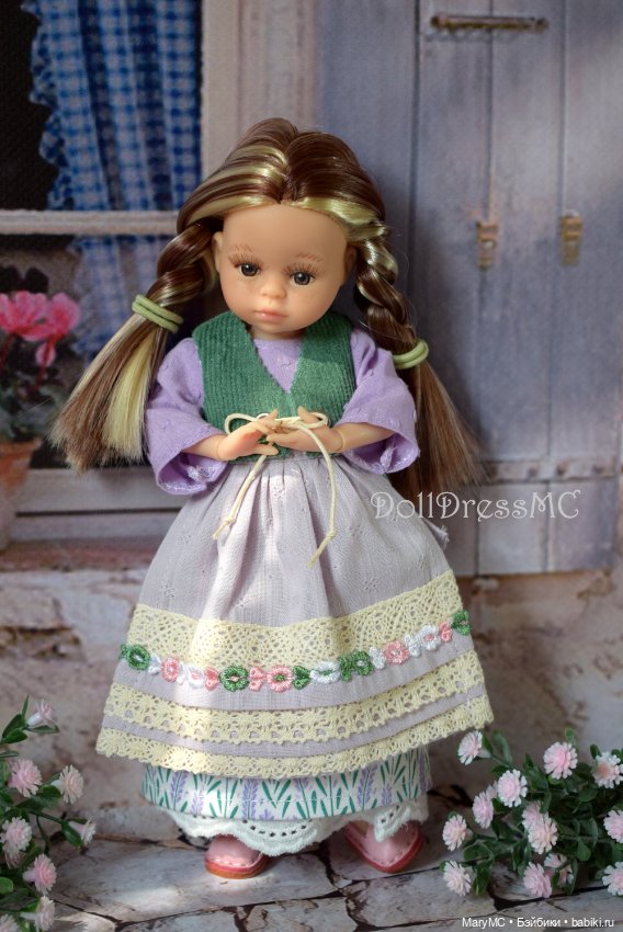 Творческая история длиной в три года. Коллекция кукольных нарядов для увлеченного коллекционера Паола Рейна