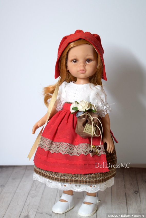 Творческая история длиной в три года. Коллекция кукольных нарядов для увлеченного коллекционера Паола Рейна