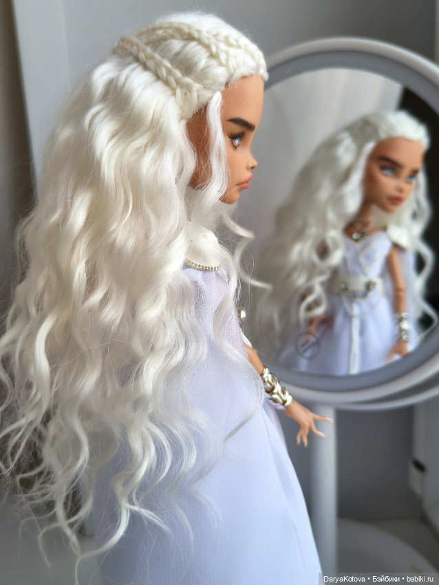 Ооак Дейнерис Таргариен на кукле Монстер хай Клео де Нил (фото 7)