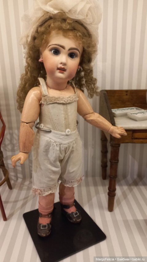 Выставка «Августейшие куклы» в Пушкинском музее