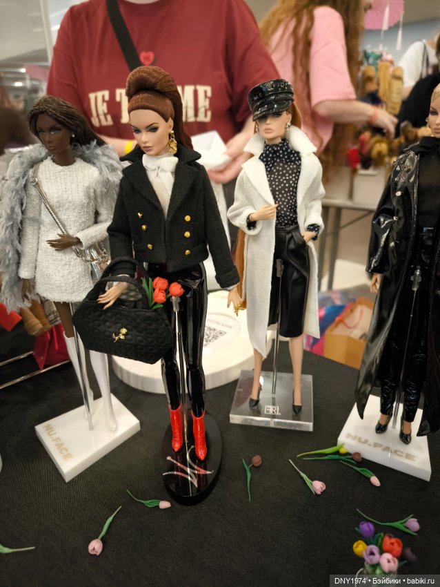 Доллсток, репортаж бегом по выставке