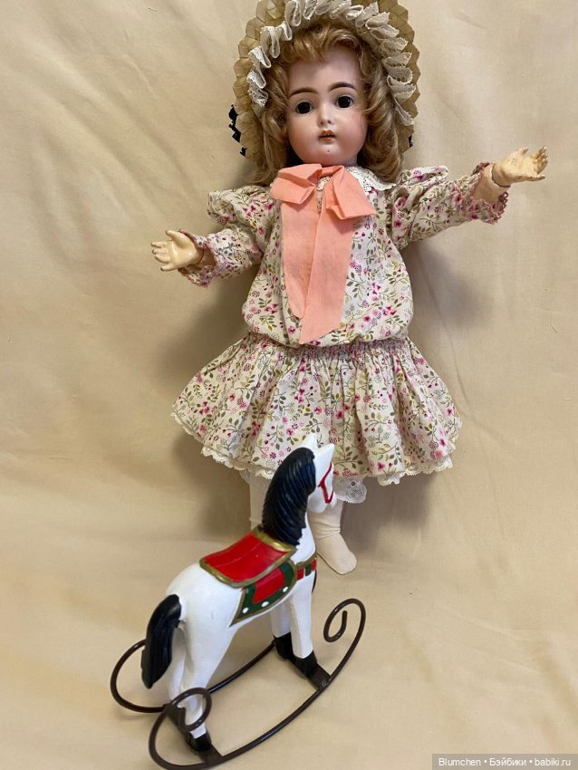 Антикварные куклы. Сколько нужно их для счастья