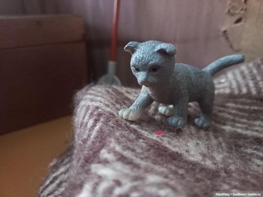 День кошек — Куклы Barbie (Барби): Looks (фото 5)