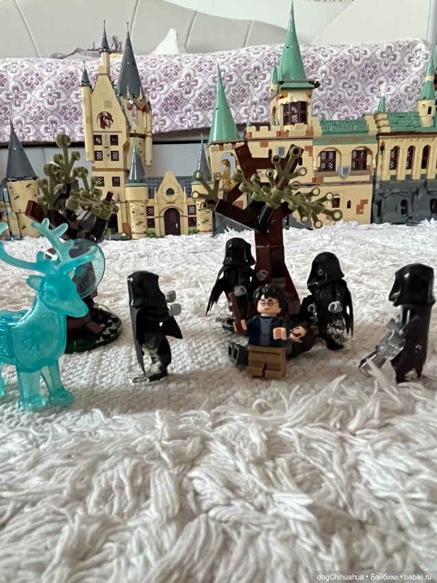 Фигурки персонажей из лего Гарри Поттера ,и ещё немного наборов. Последний топик))