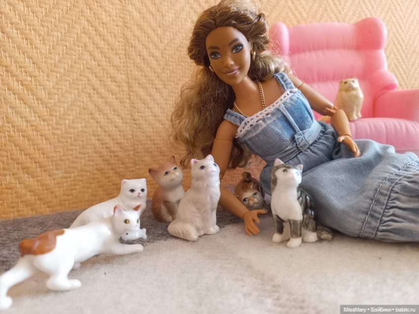 День кошек — Куклы Barbie (Барби): Looks (фото 3)