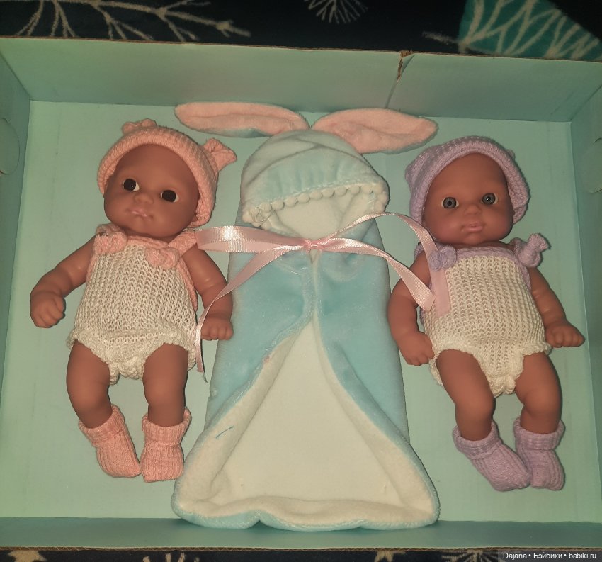 Приехали пупсята-близняшки