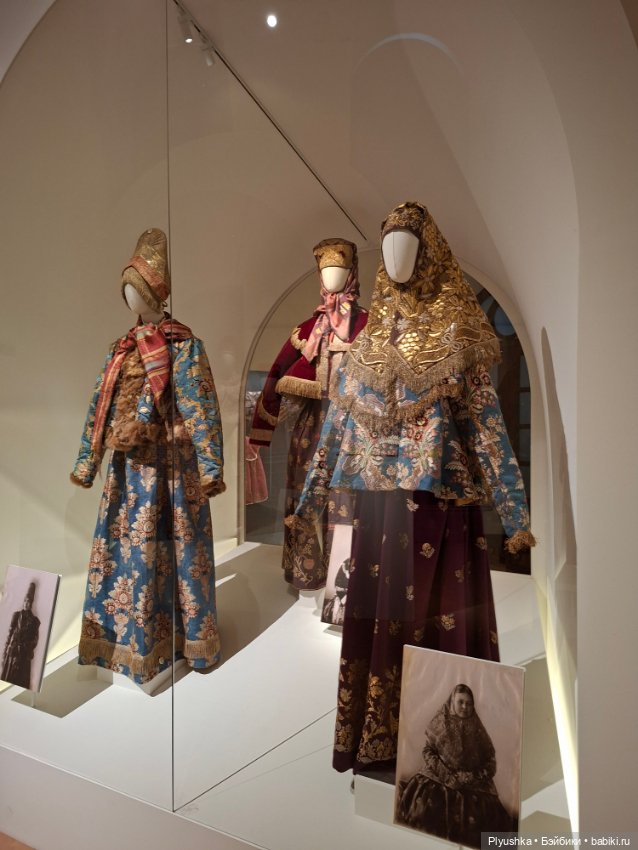 Лада на выставке "Великолепие русского костюма" (фото 8)